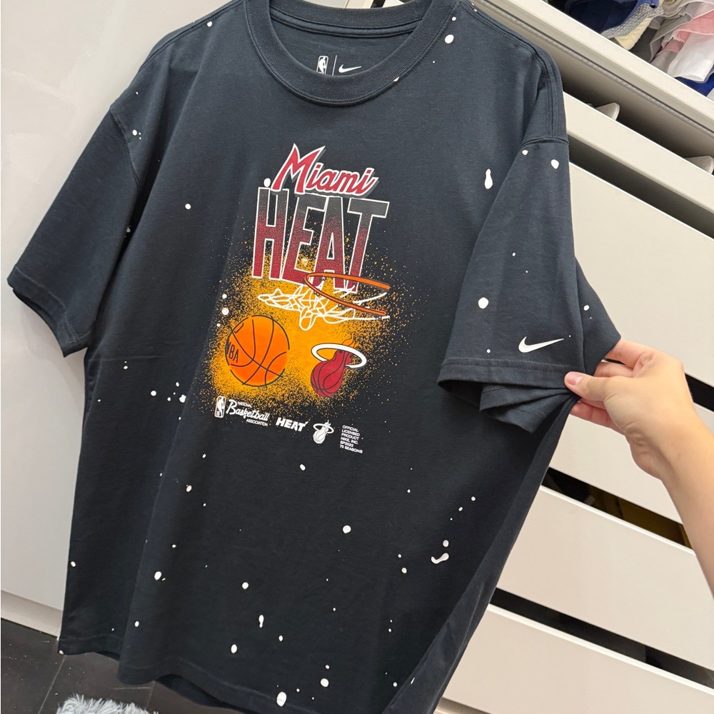 Nike Black Miami Heat Basketball Tee